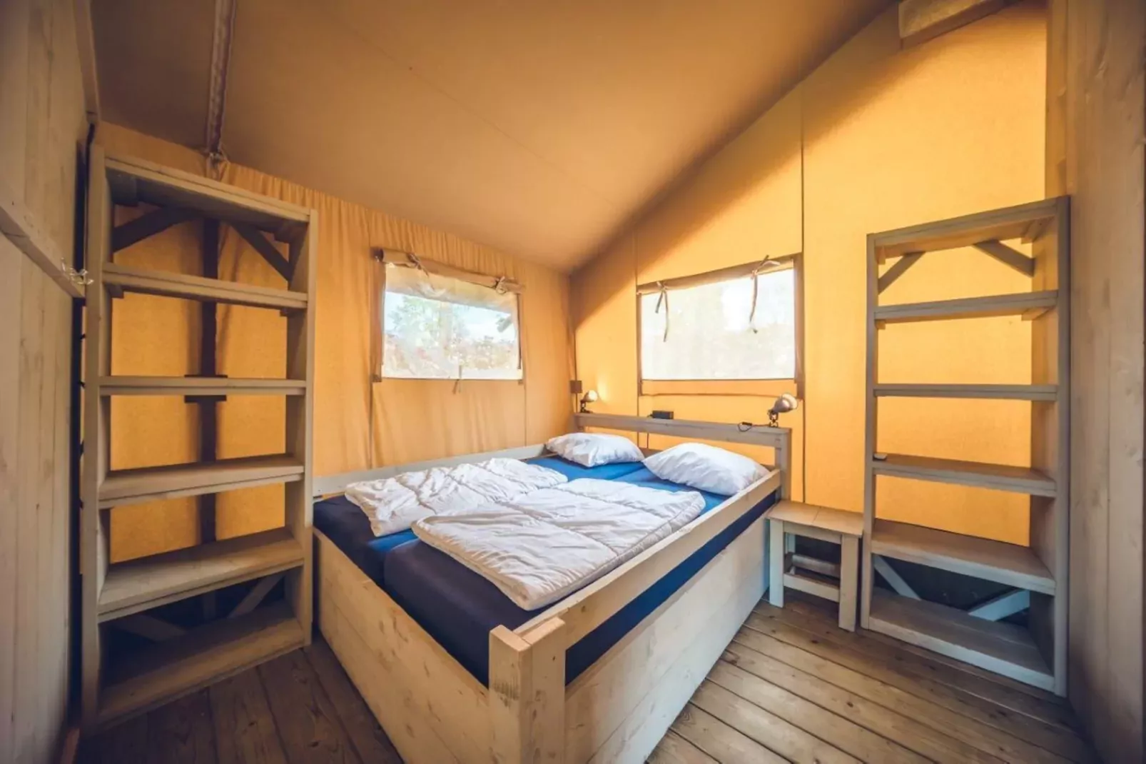 Safari tent 'Vos' | 2 - 5 people