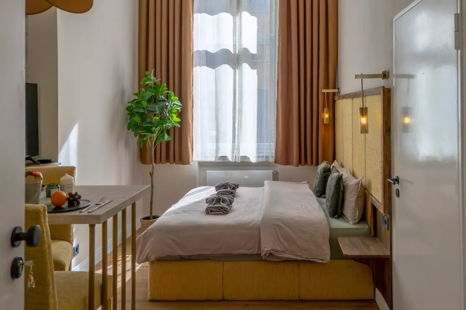 Modern Stay Deluxe Family Suite