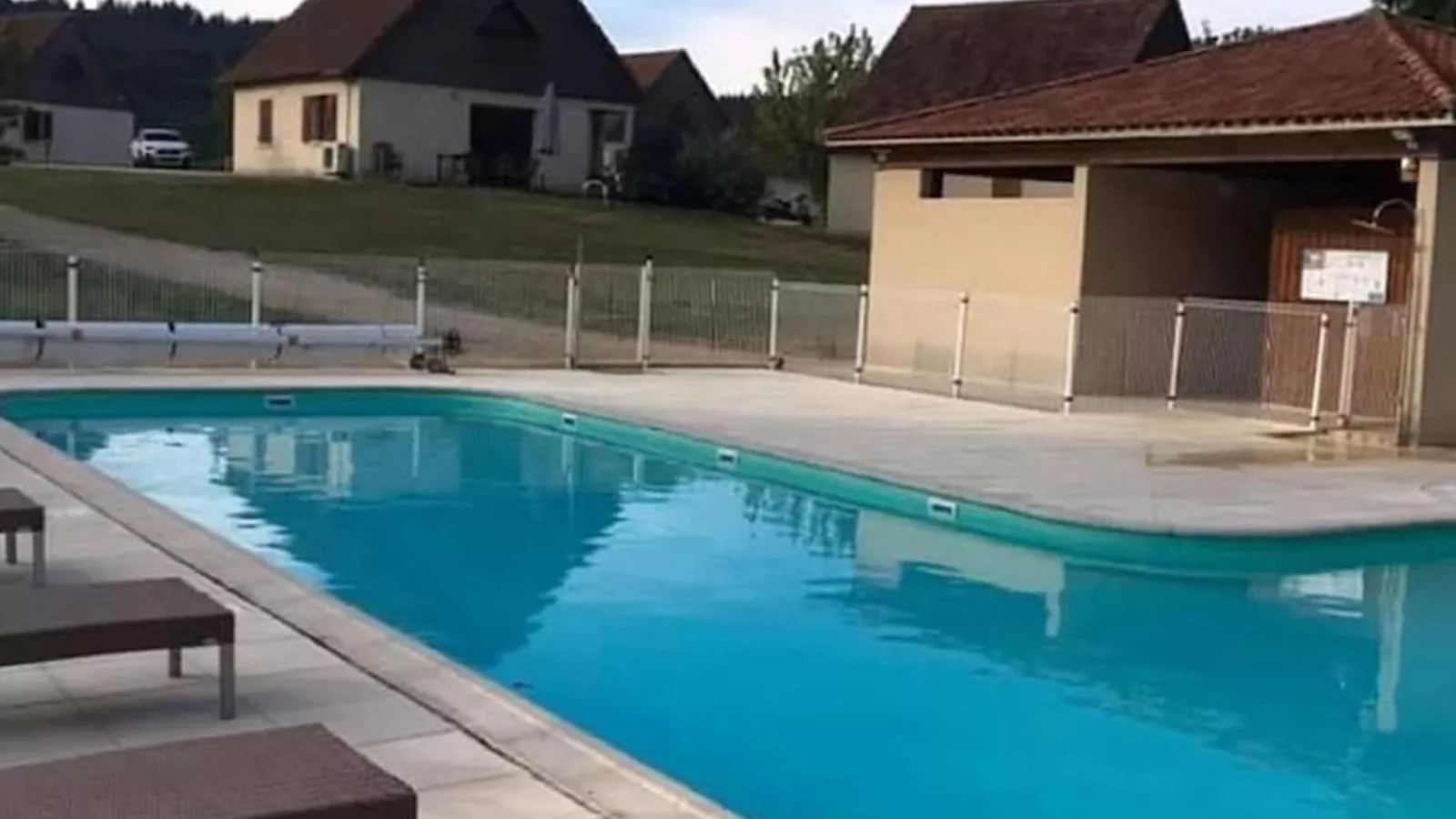 poolofhouse