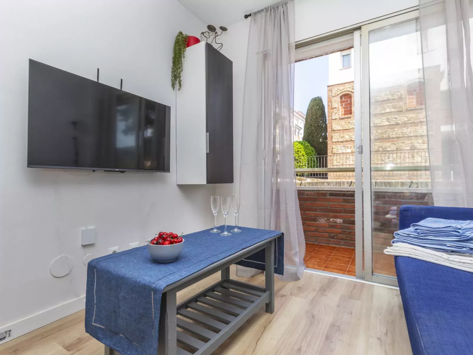 Cosy Lloret-Binnen