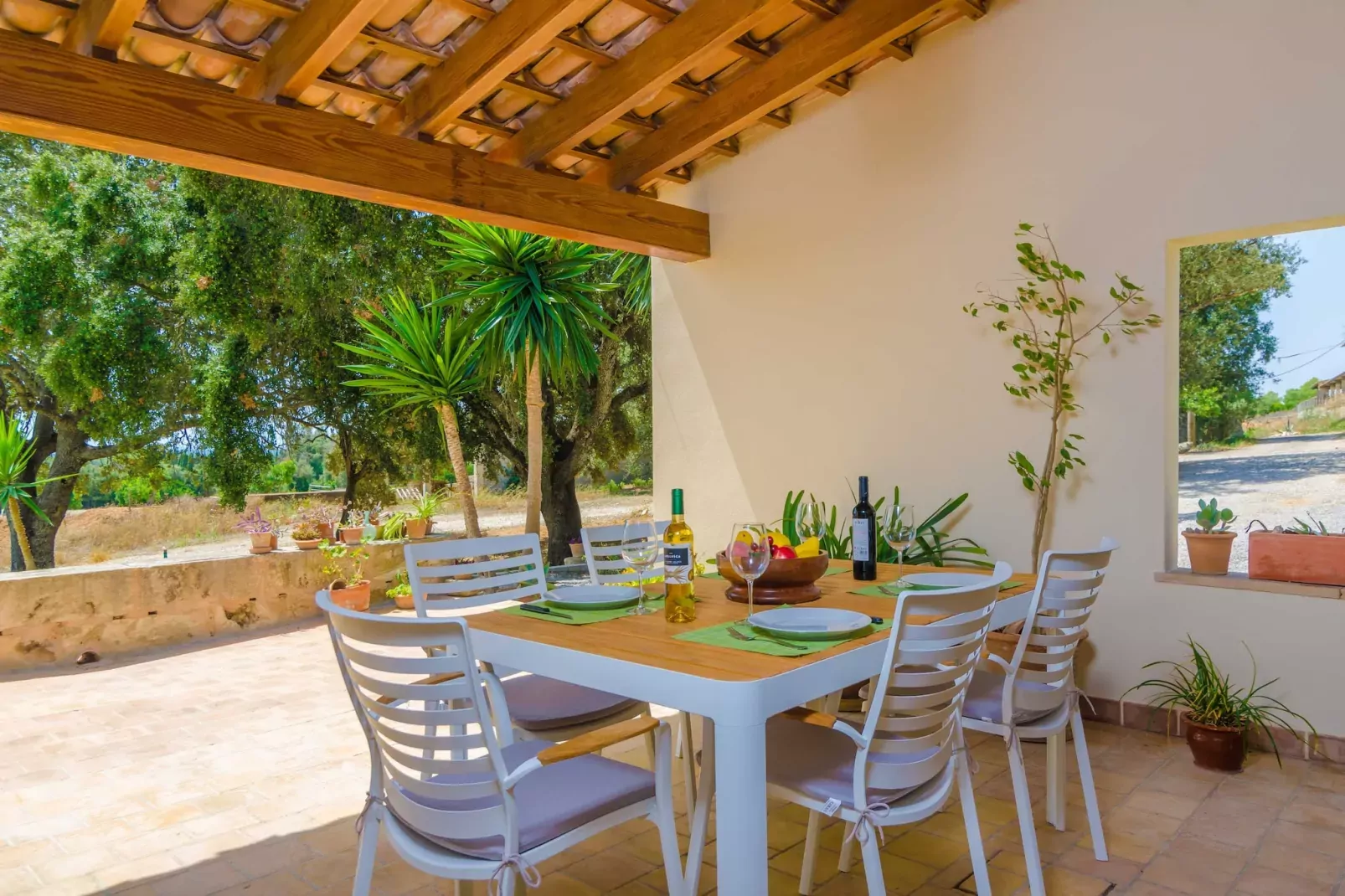 Son Mora-Terrasbalkon