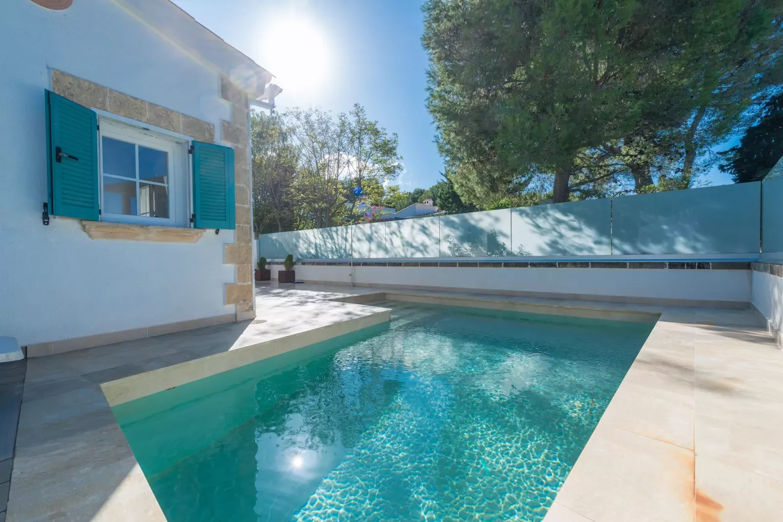Villa Herdain-Image-tags.