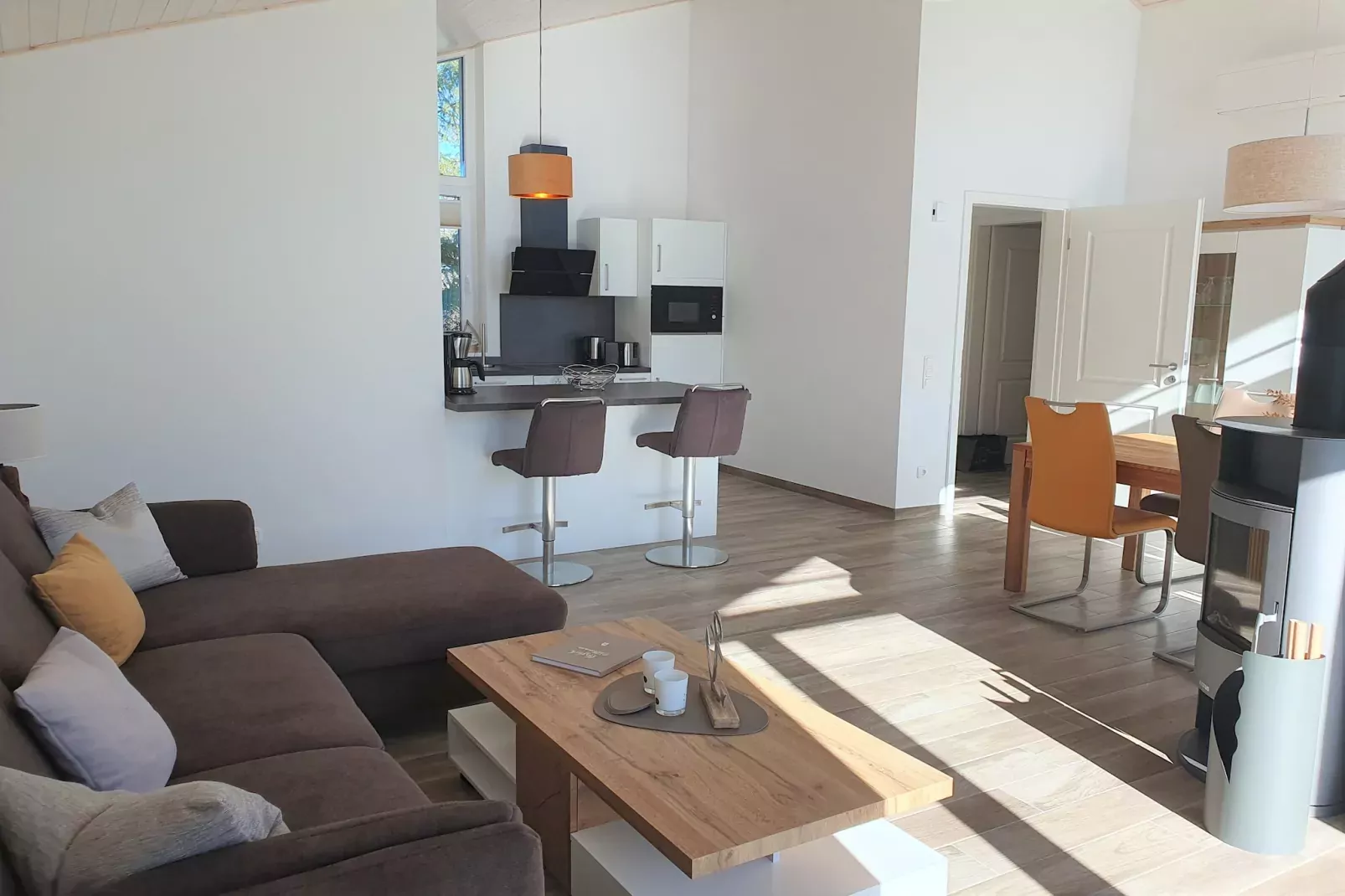 FH Seeschwalbe 332-Woonkamer