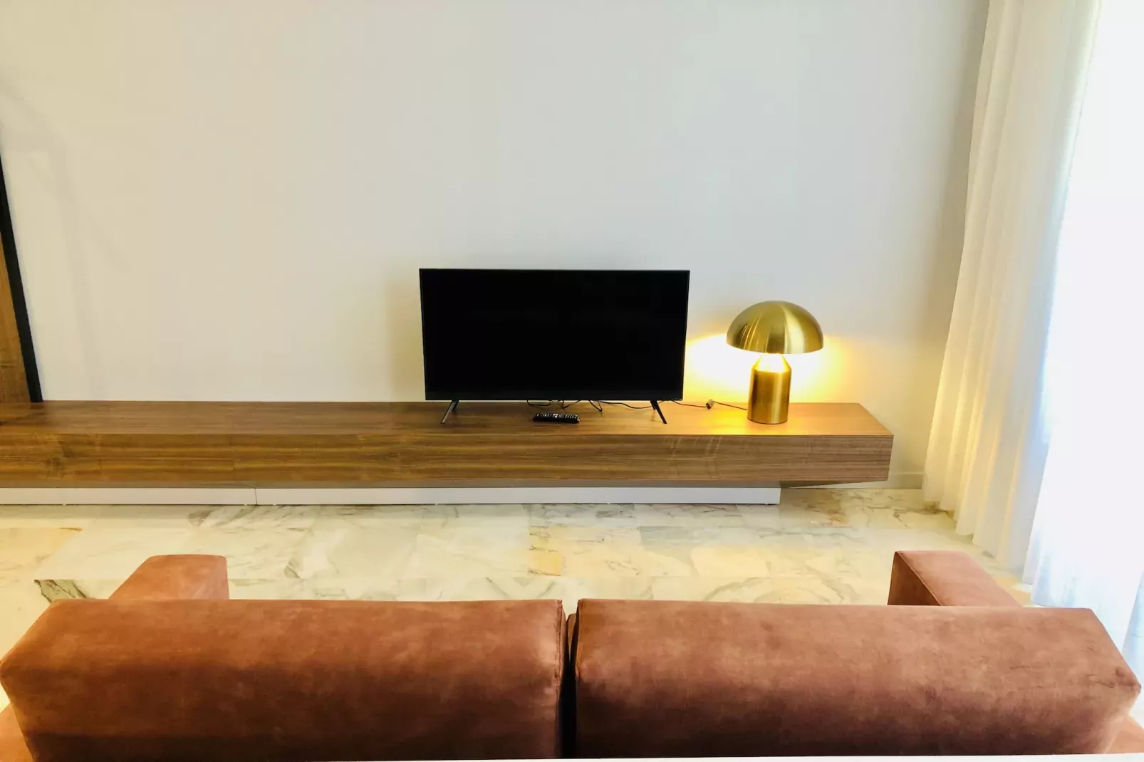 YOUROPO - Downtown 3A-Woonkamer
