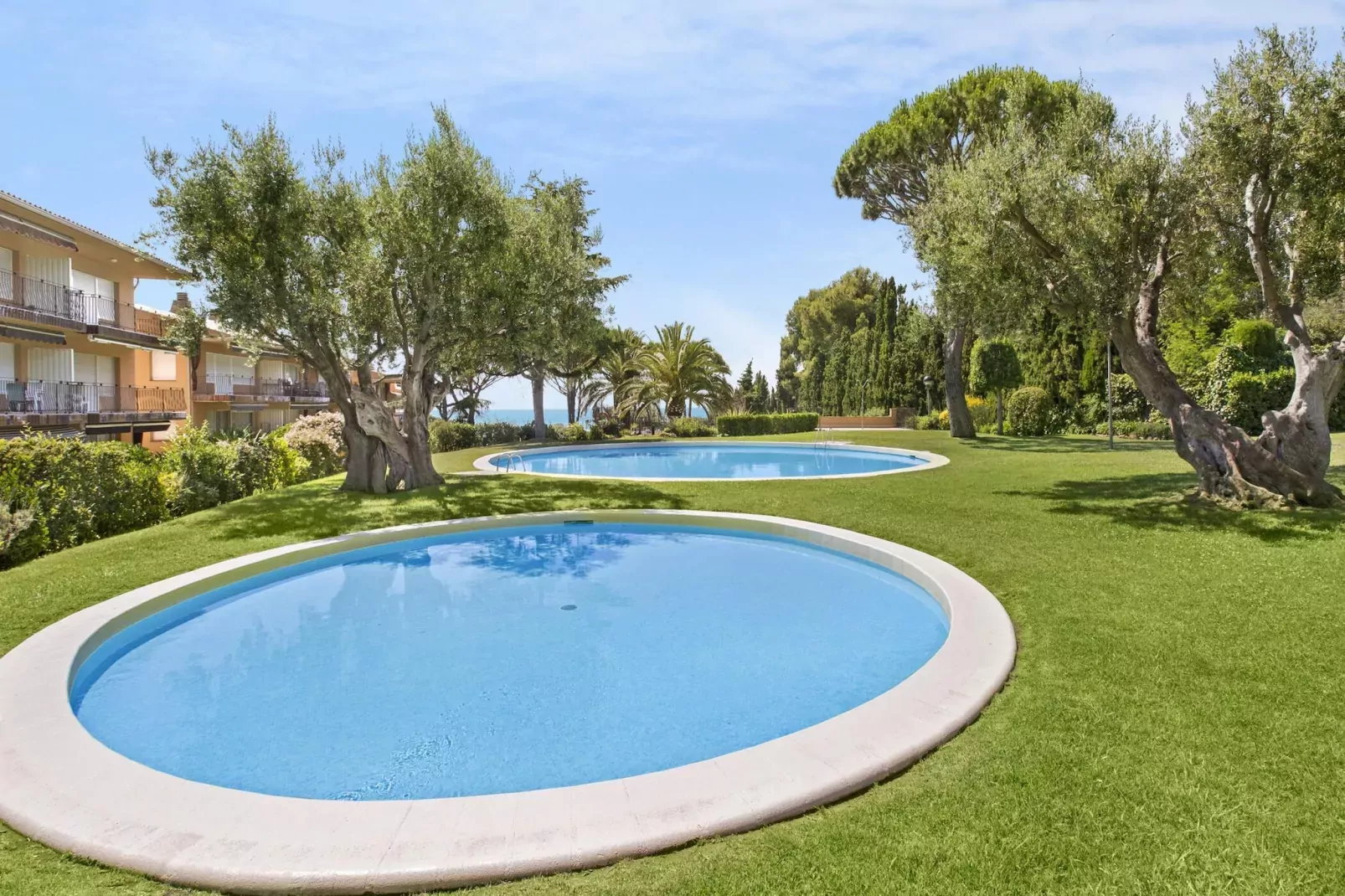 poolofhouse