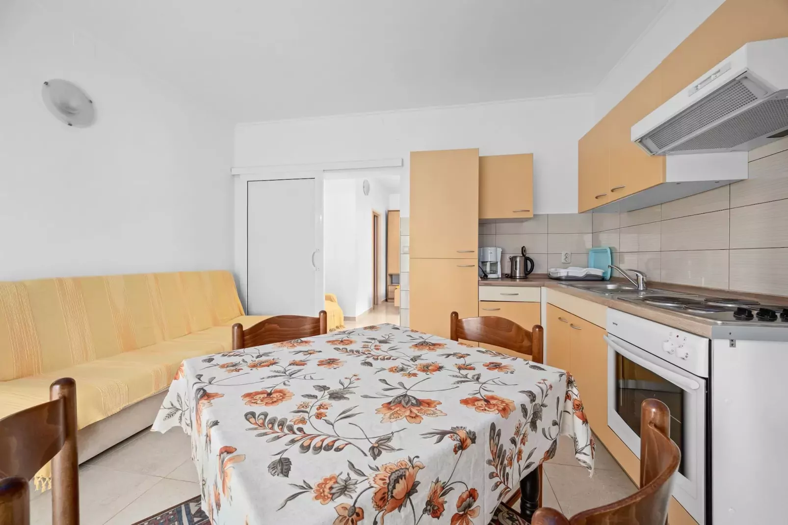 Apartments Jurica - Apt 4 with Sea View-Eetkamer