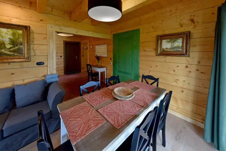 Domy nad Drawskim-Woonkamer