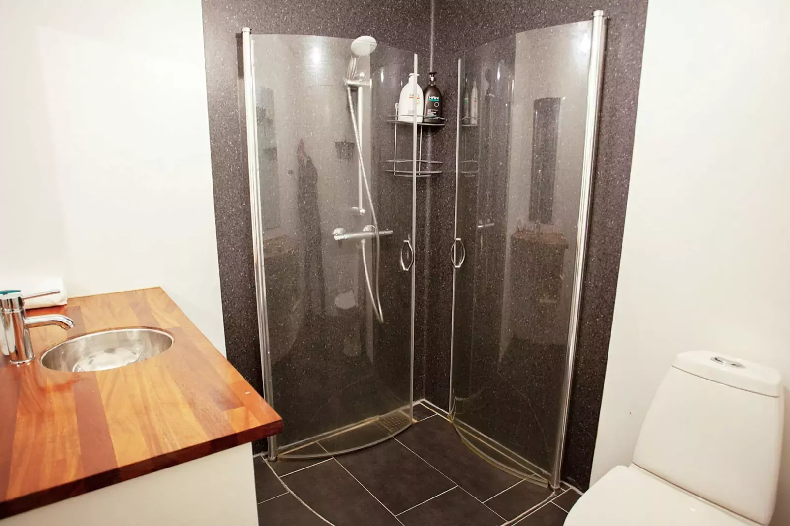 Centraal 2BR in Torshavn -- By Traum Ferienwohnungen-Binnen