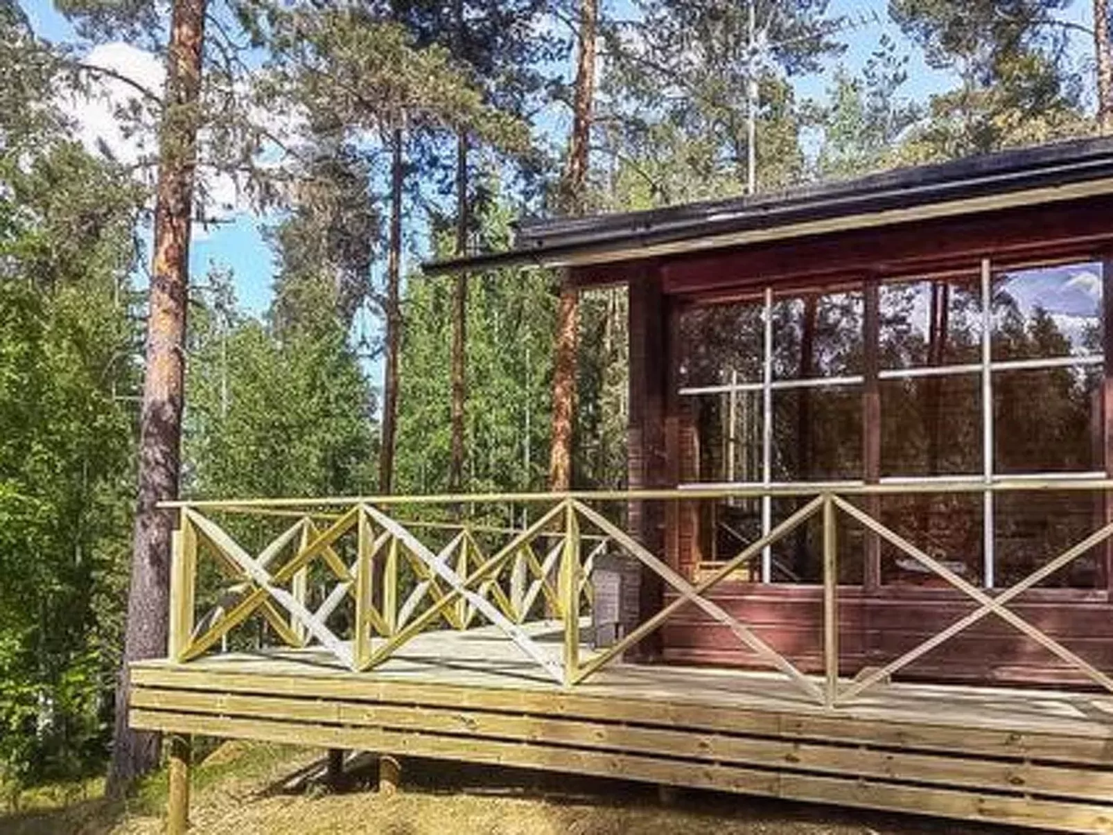 Ylähuone-Buiten