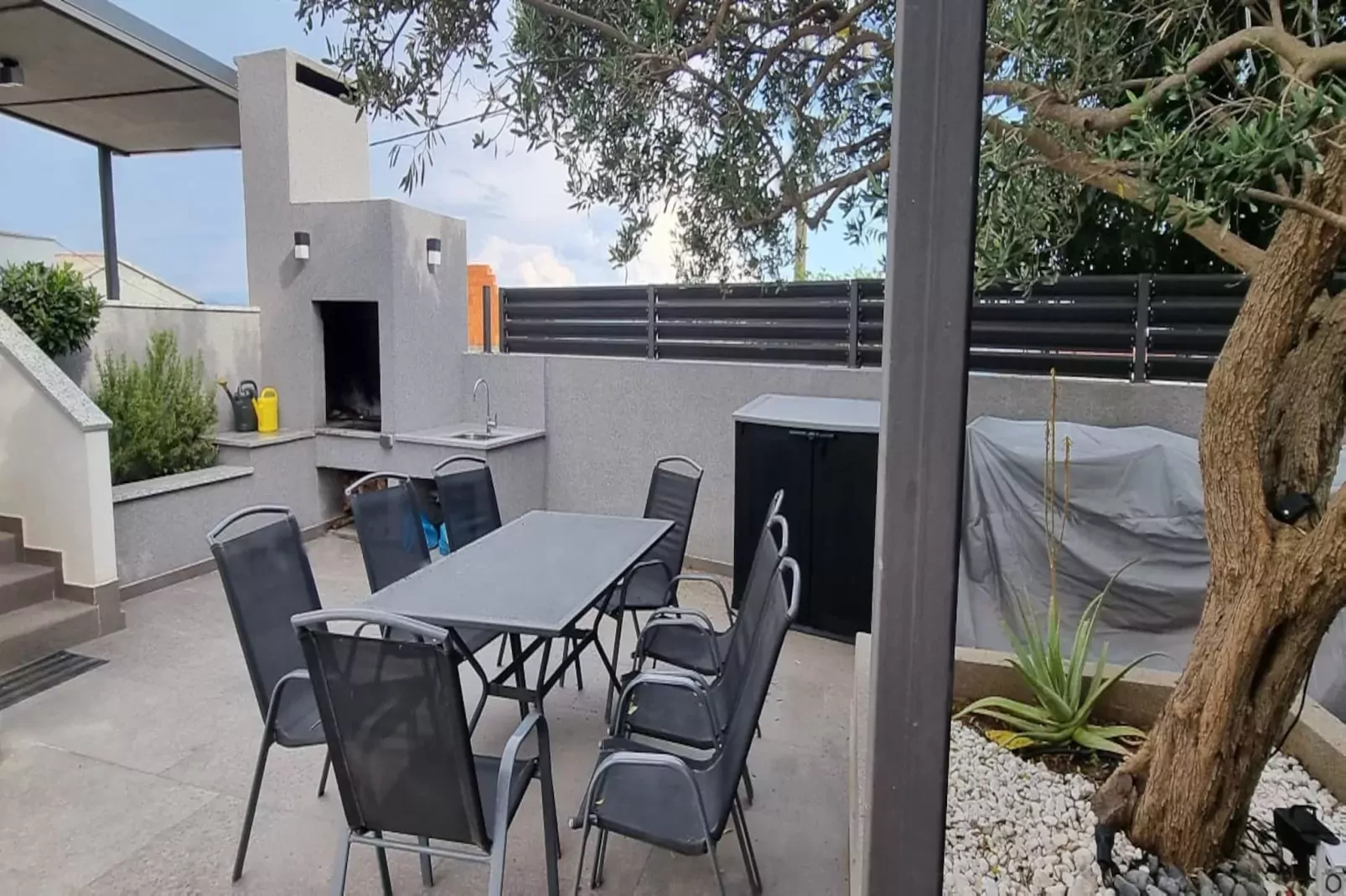 Apartment Viva - three bedroom apartment-Terras