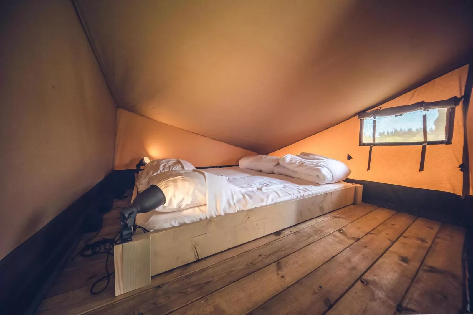 Safari tent 'Edelhert' | 2 - 8 pers