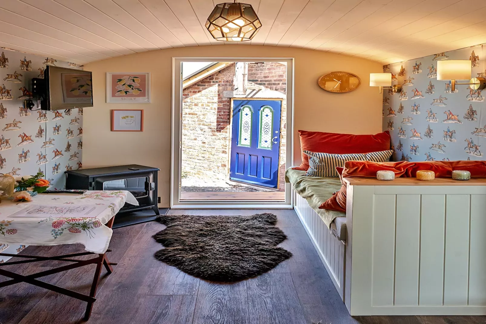 Shrawardine Train Carriage