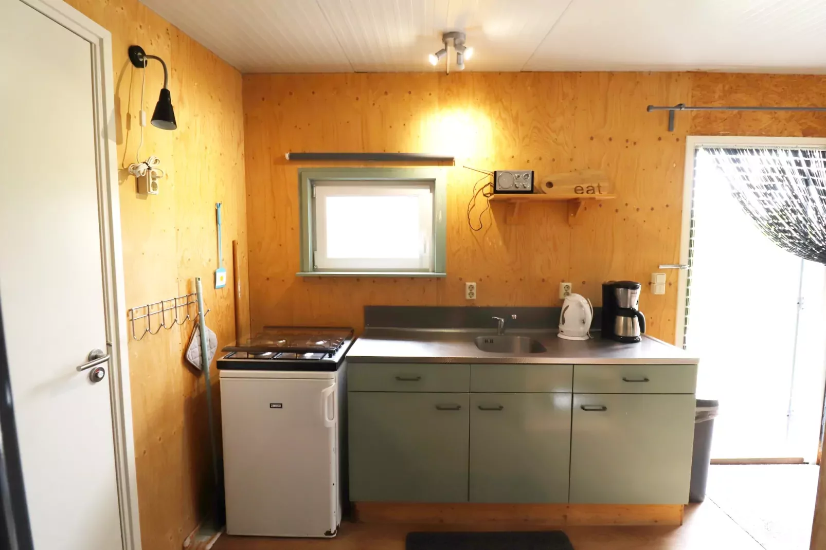 Cosy cabin 1