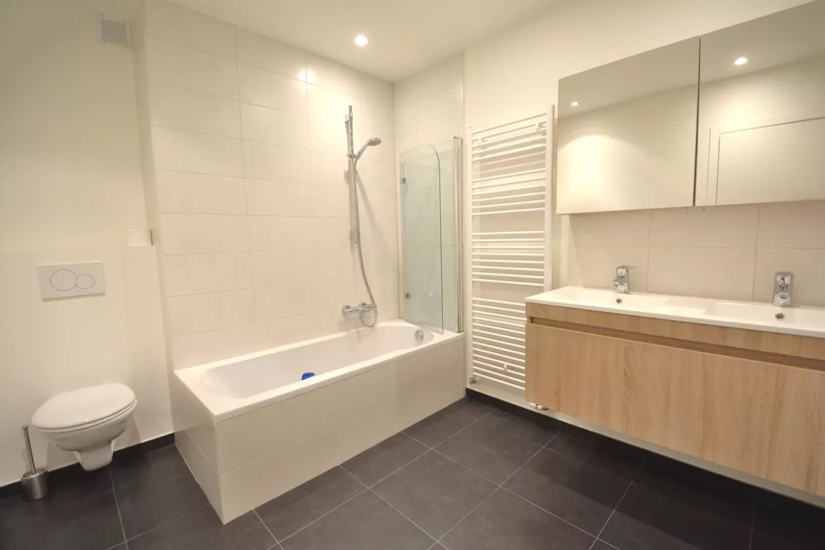 Mistral 2C-Badkamer
