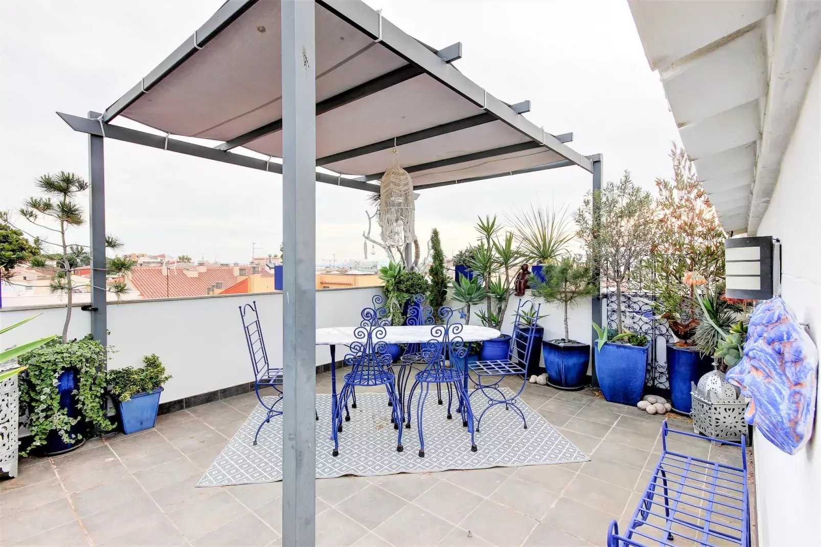 EUGENI D'ORS 3 1 Roses-Terras
