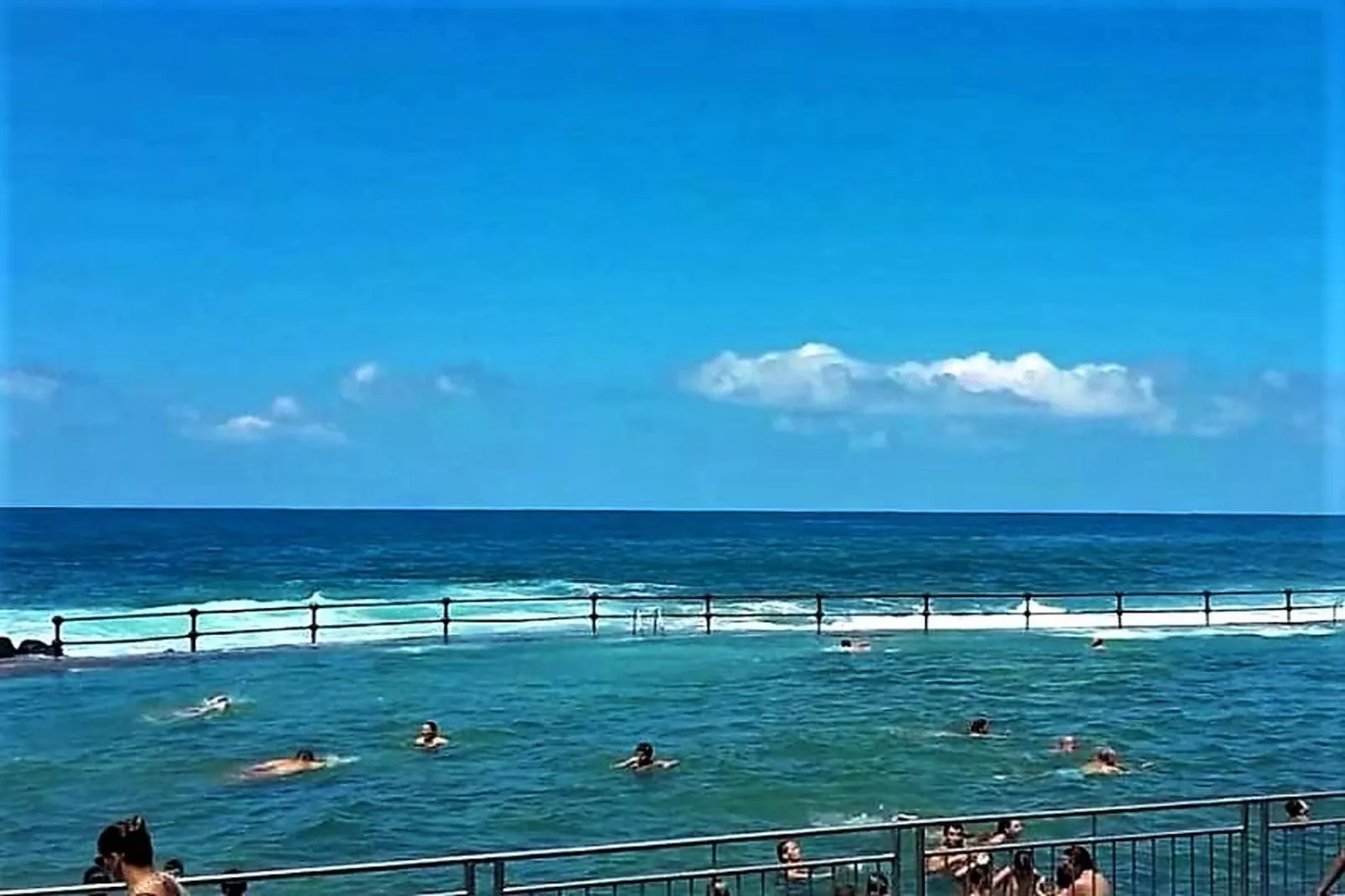 Apartamento en playa Las Carmenes-Gebieden zomer 1km