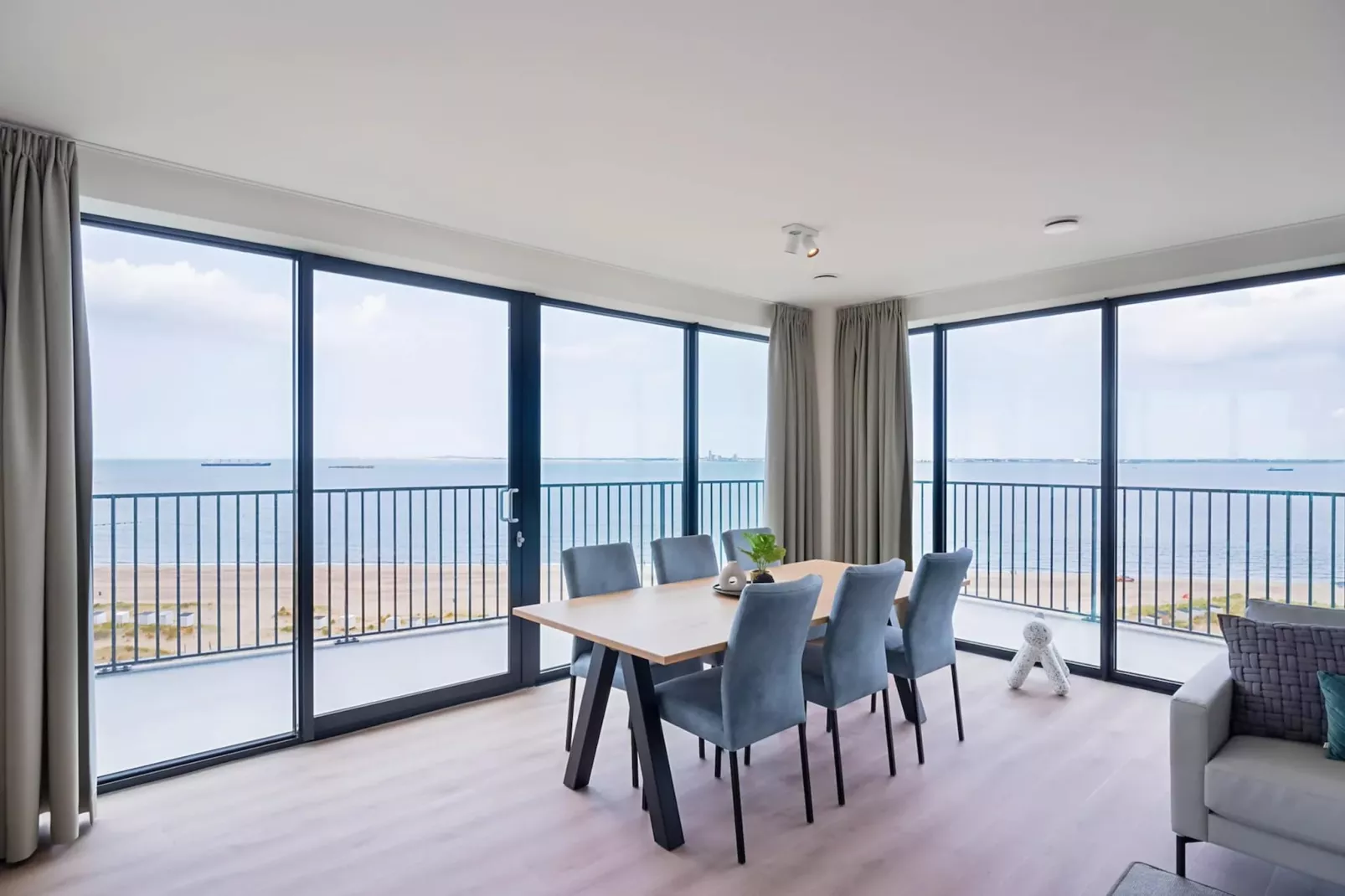 Breskens Apartments & Penthouses 5-Buitenkant zomer