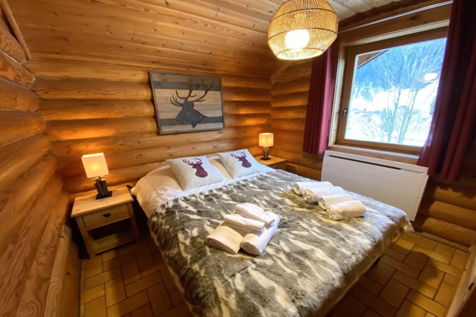 LE GRAND CERF  Chalet en rondins avec SPA Jacuzzi-Slaapkamer
