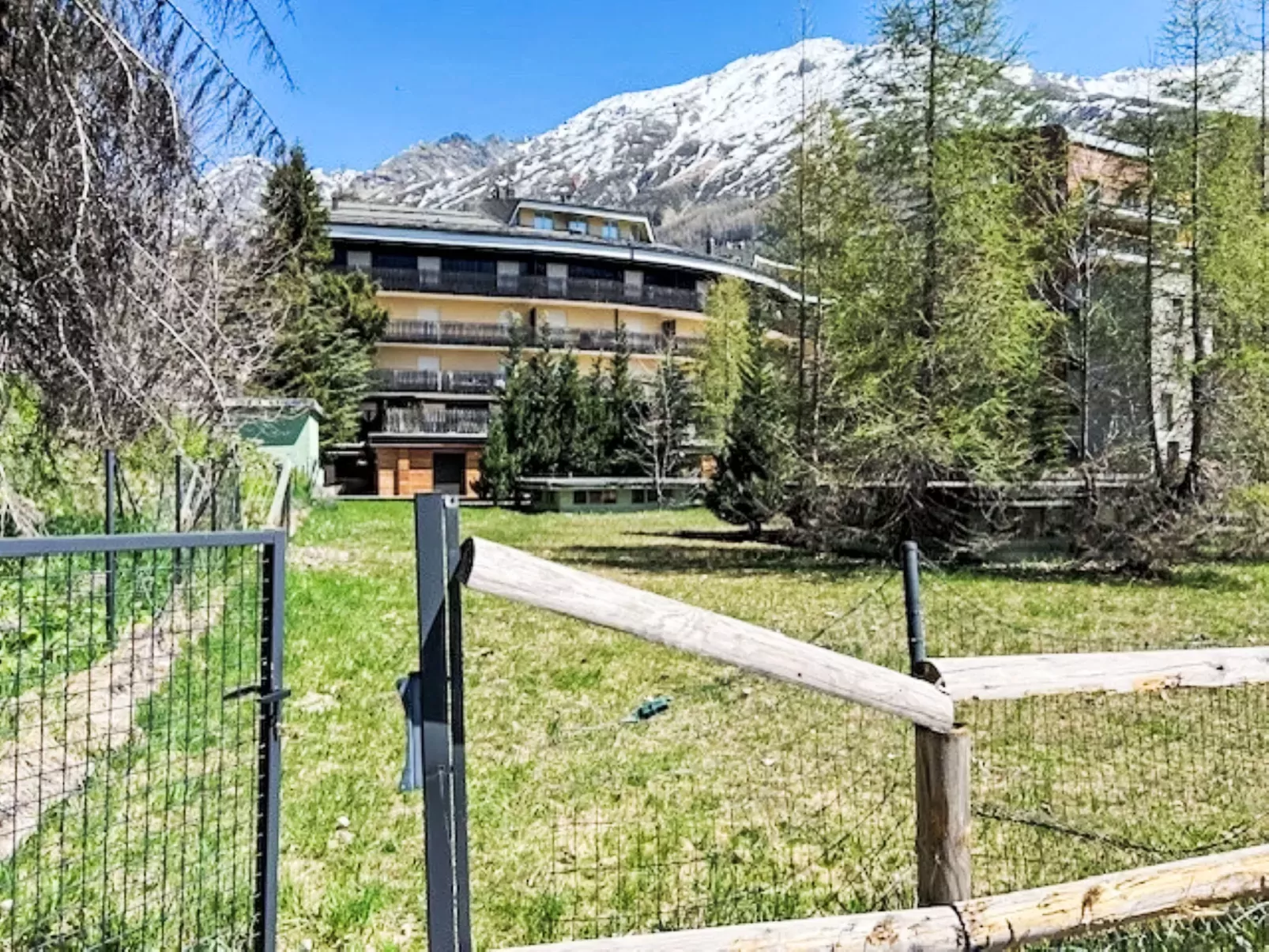 MadeSki Apartments-Buiten