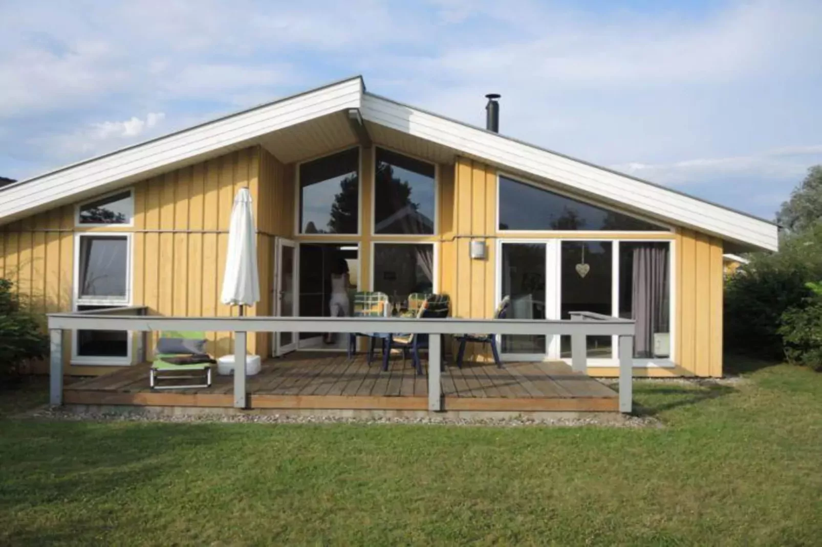 Ferienhaus Seeschwalbe-44-Buitenkant zomer