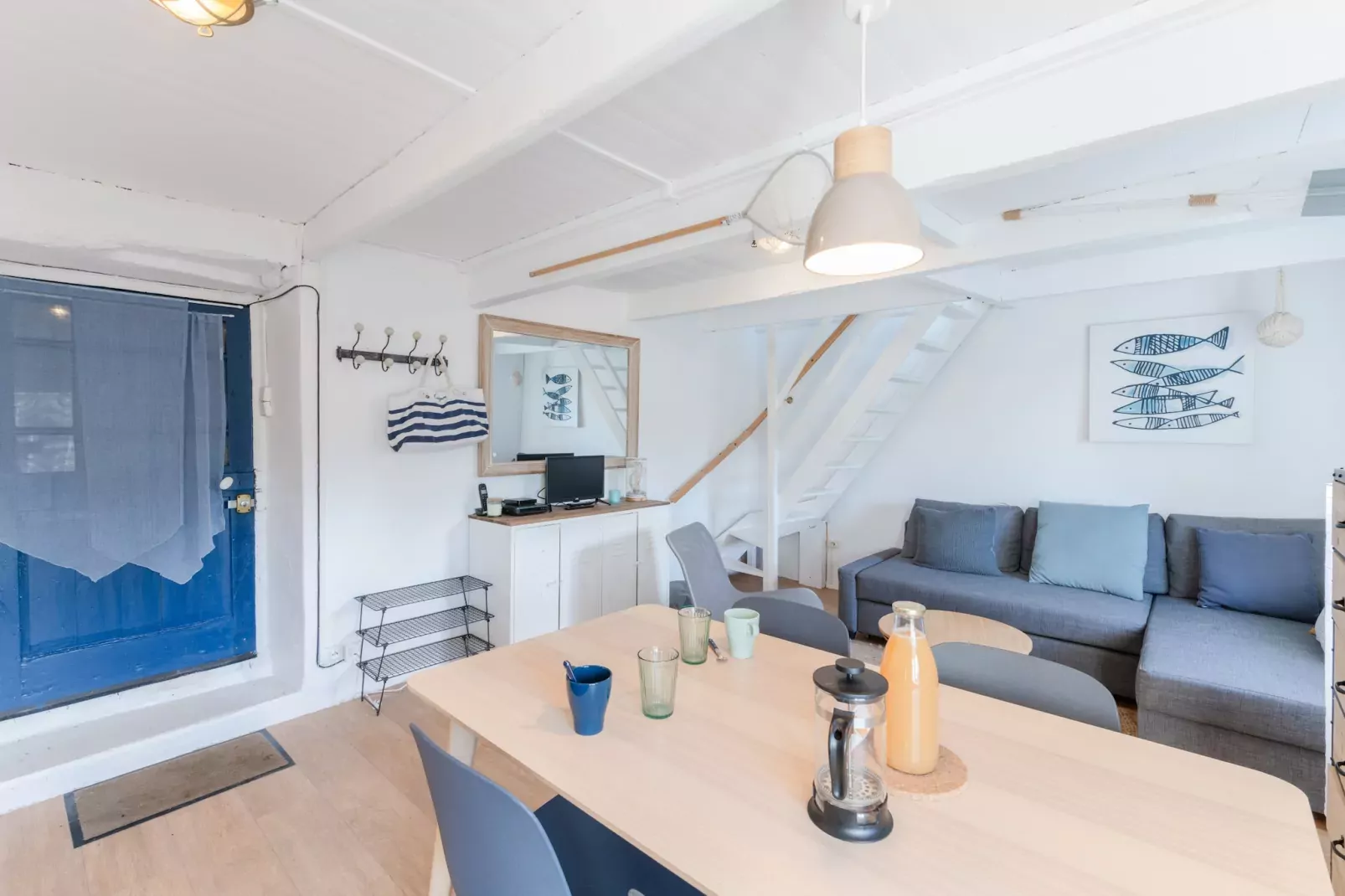 TY PENTY - Porspoder-Woonkamer