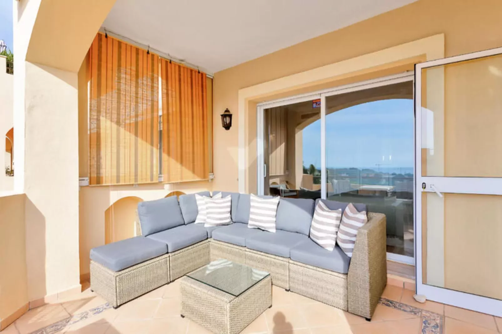 Appartements à Marbella-Image-tags.