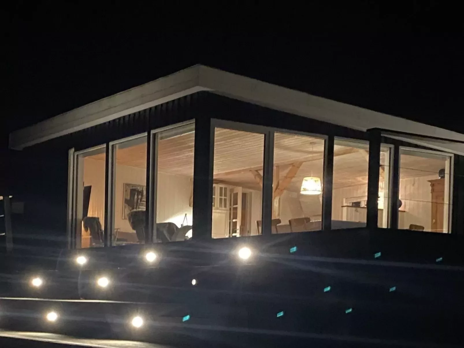 "Shaya" - 325m from the sea-Binnen