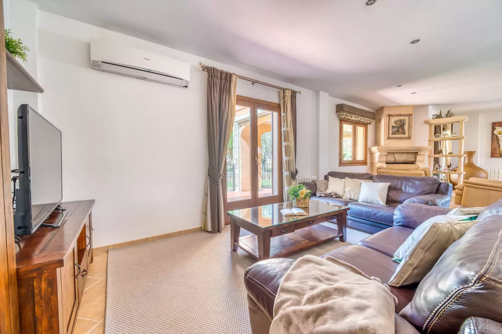 Son Morei Gran-Woonkamer