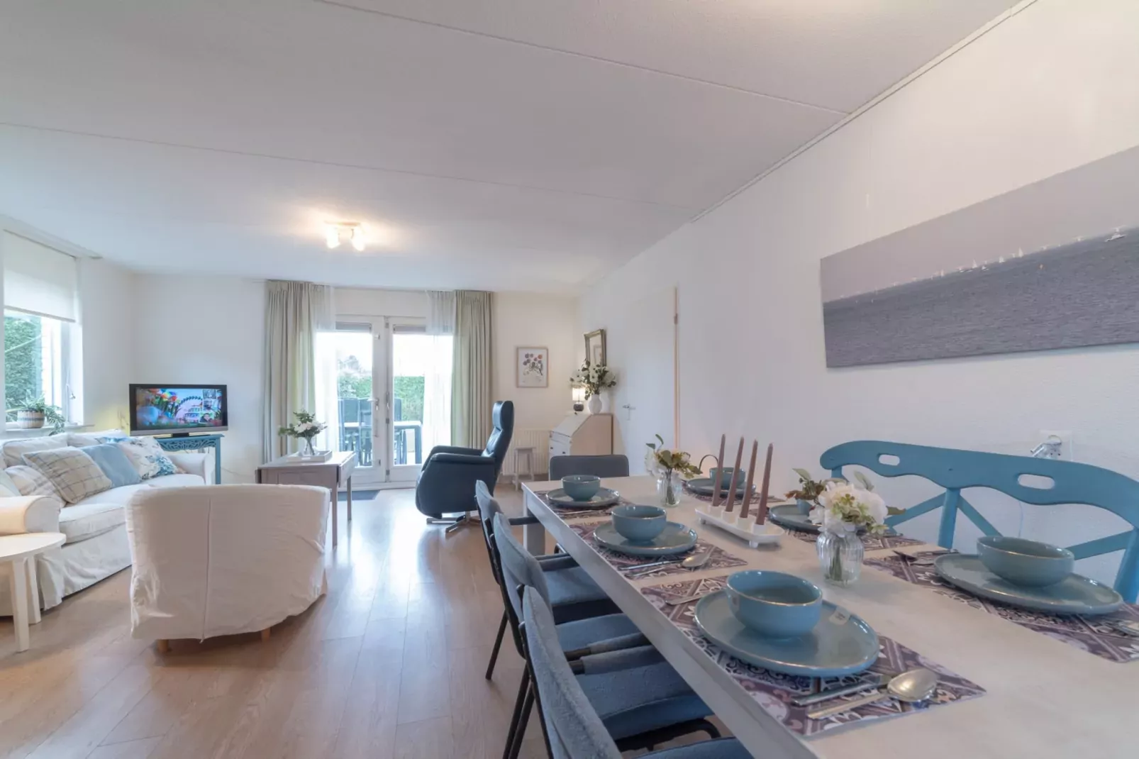 Villapark De Oesterbaai 63-Woonkamer