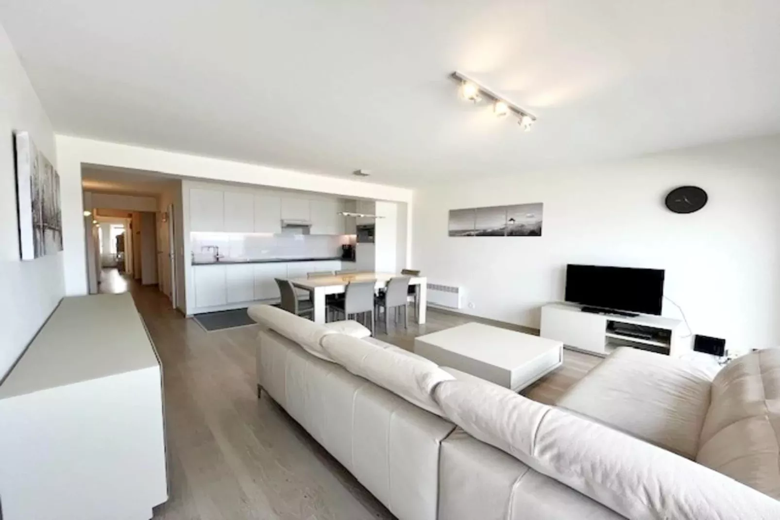 Residentie Les Bruyères 0501-Woonkamer