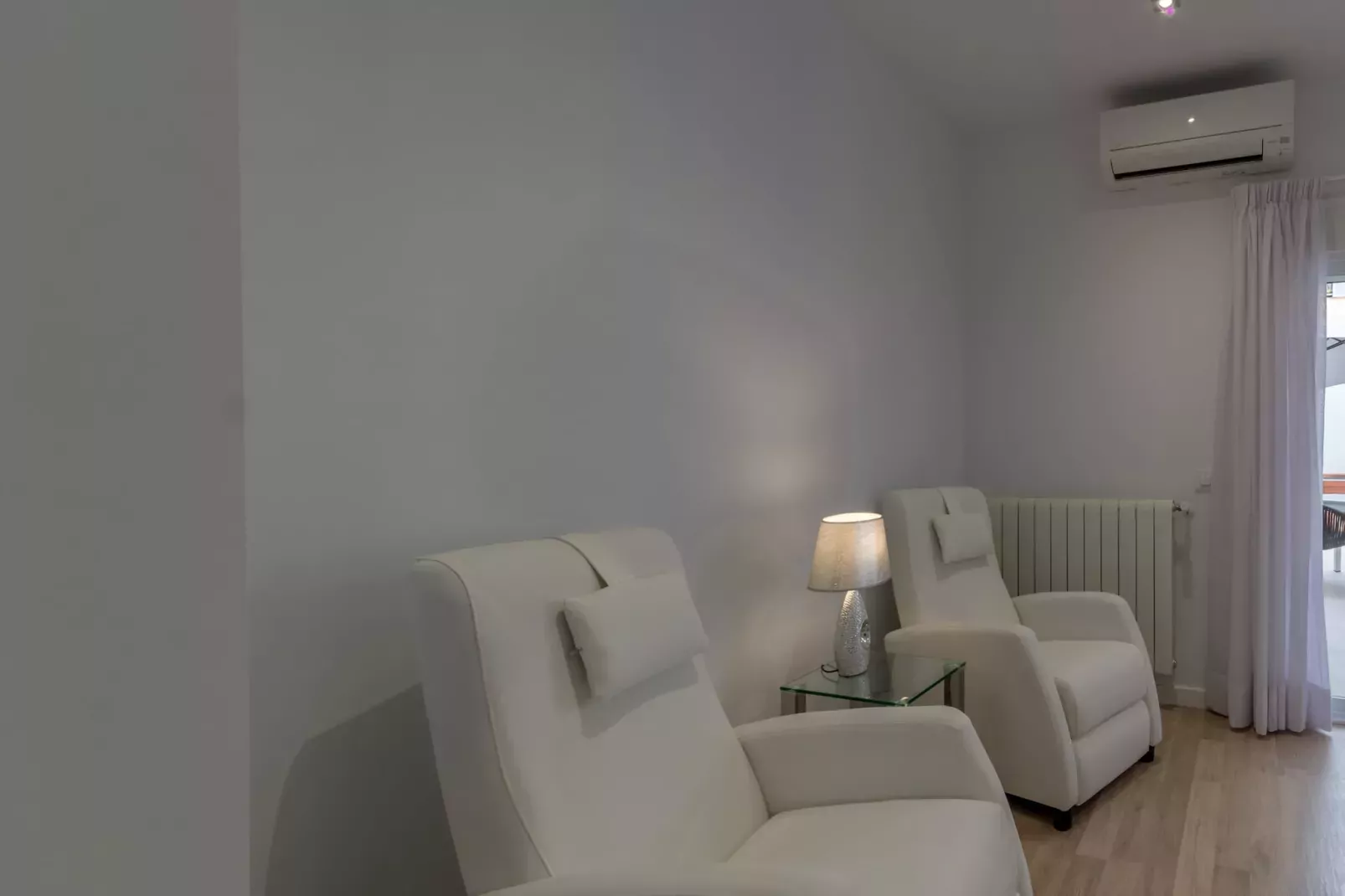 Miquel Santandreu 40, TownHouse 5StarsHome Mallorc-Woonkamer