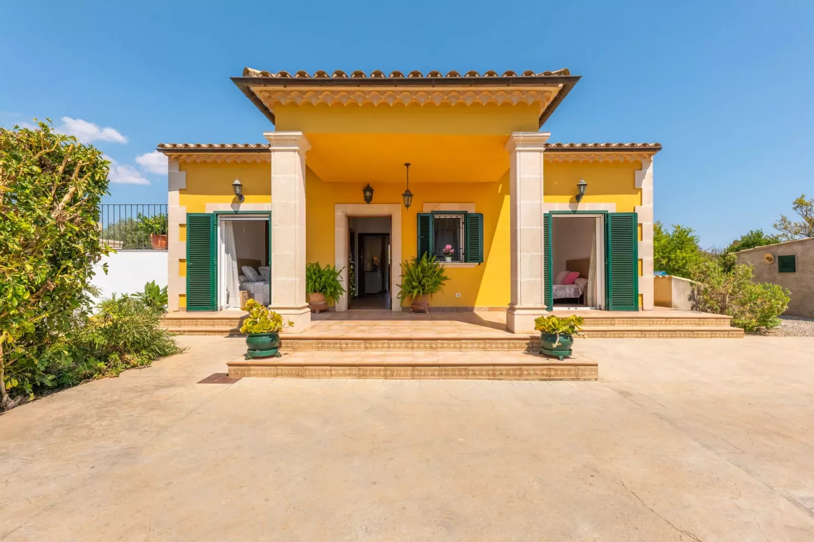 Es Caminet, Finca 5StarsHome Mallorca-Buitenkant zomer