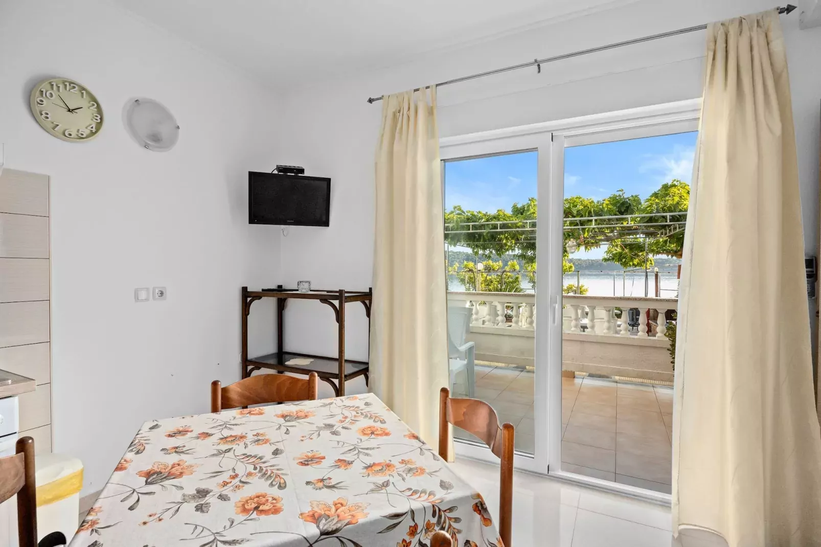 Apartments Jurica - Apt 4 with Sea View-Keuken
