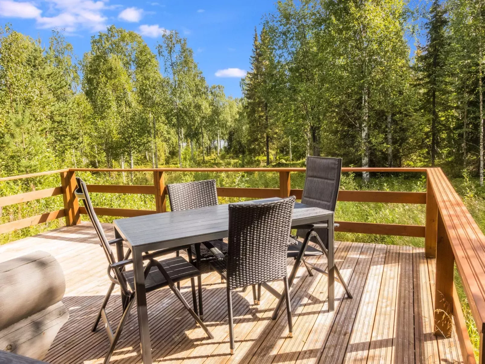 Lomaväinö 1-Buiten