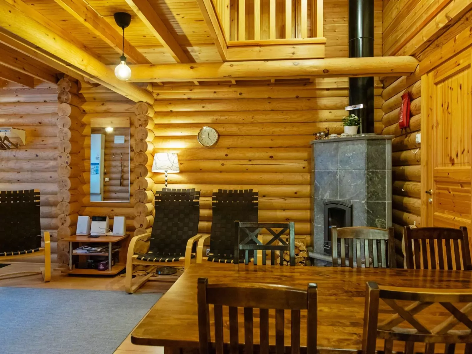 Kilpolan orvokki, pauliina ja karoliina-Buiten