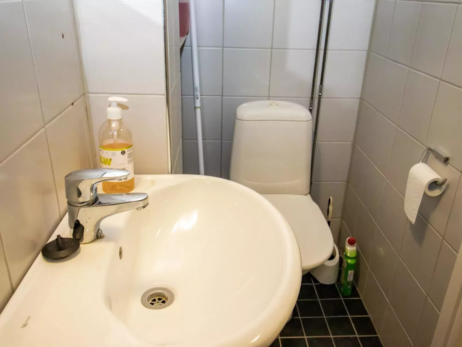 Kylpylä-hotelli, room 152-Binnen
