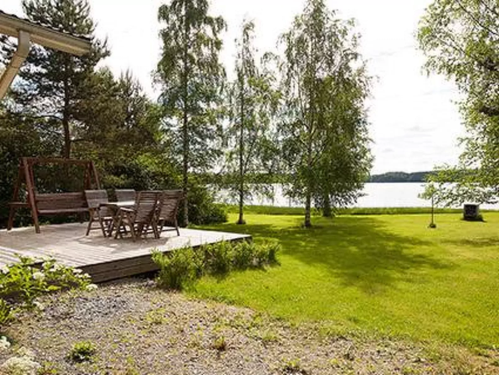 Keltavuokko-Buiten