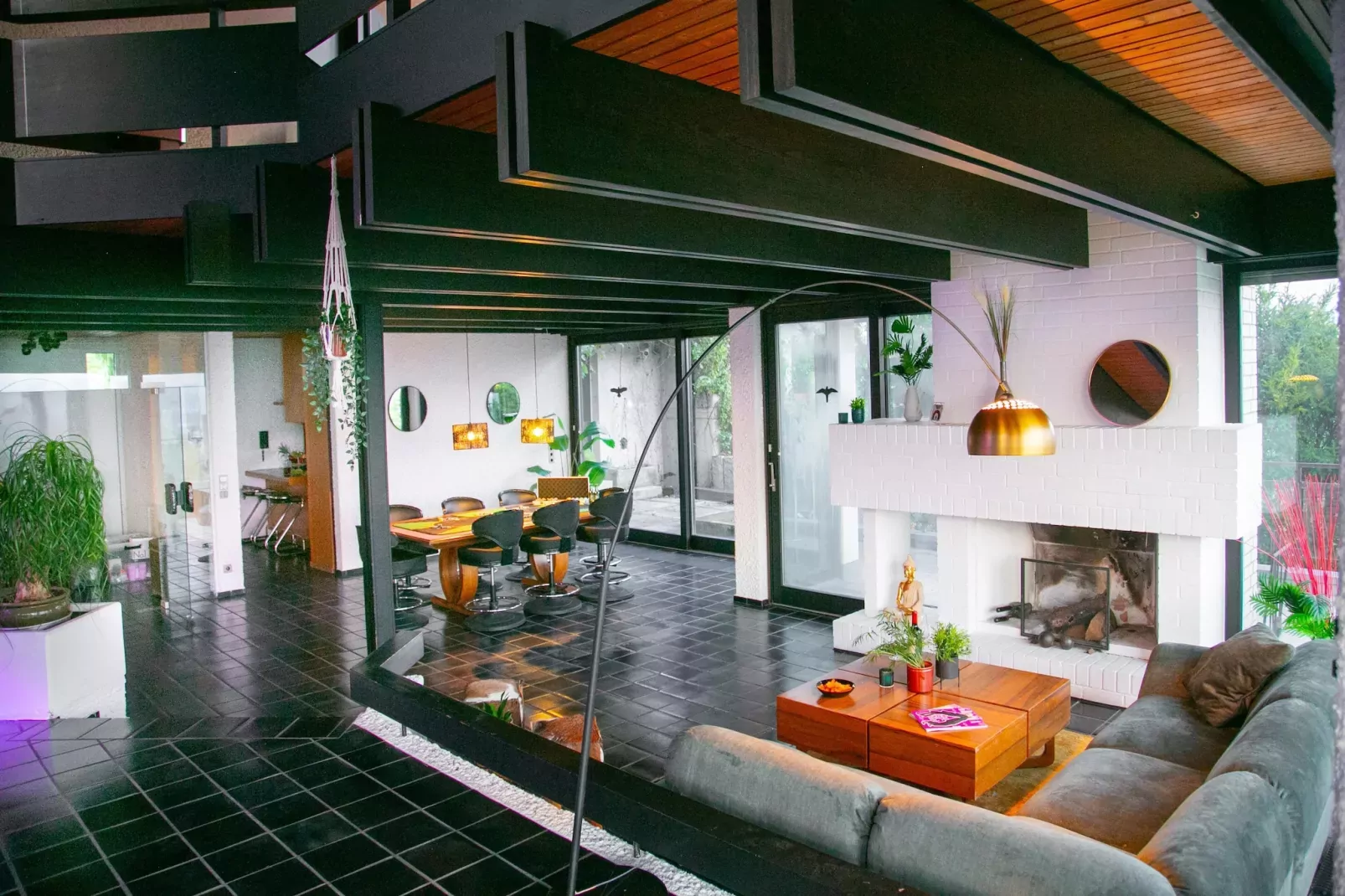 Villa Weitersburg mit indoor Pool-Woonkamer