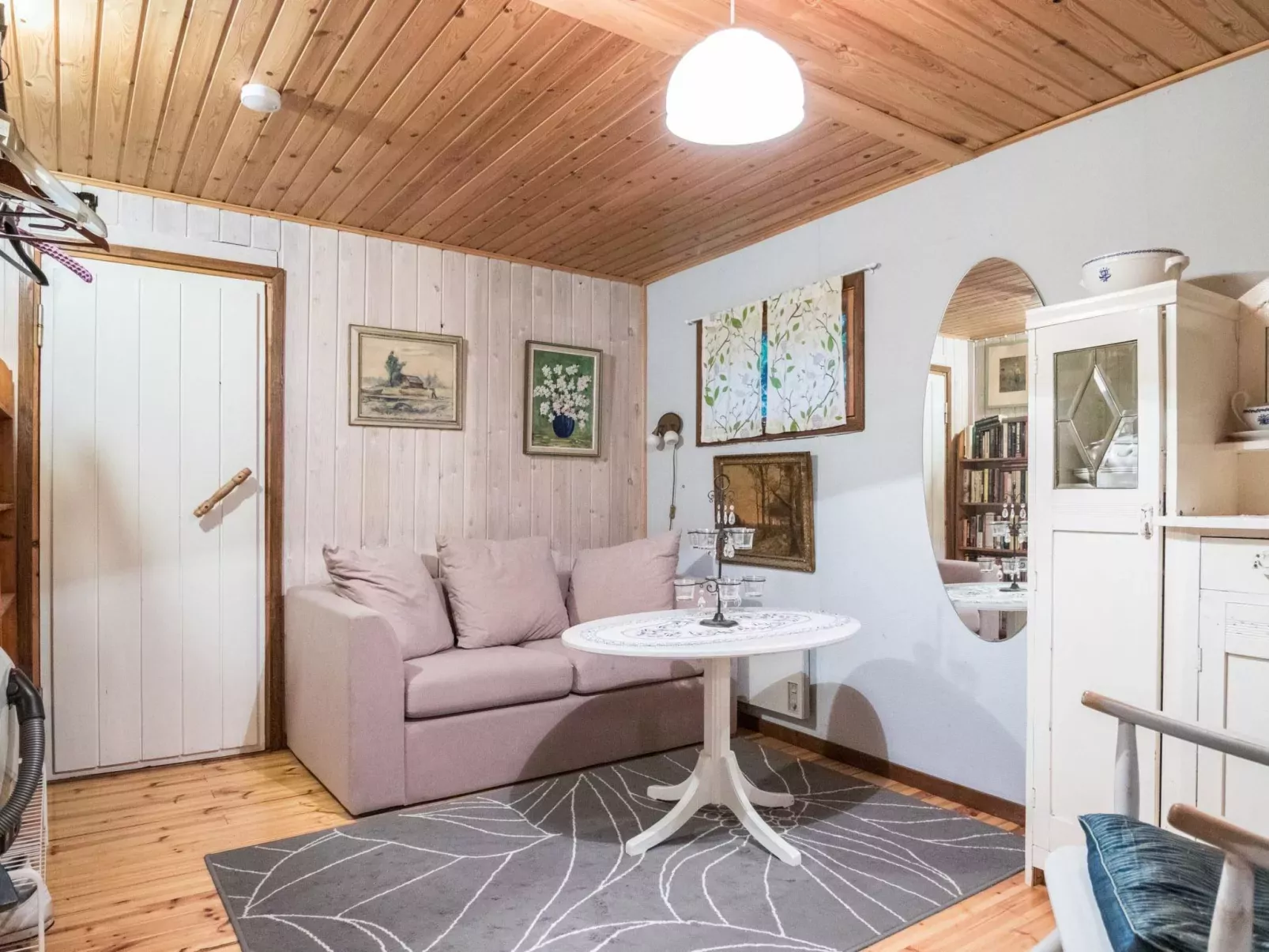 Puutarhurin mökki-Binnen
