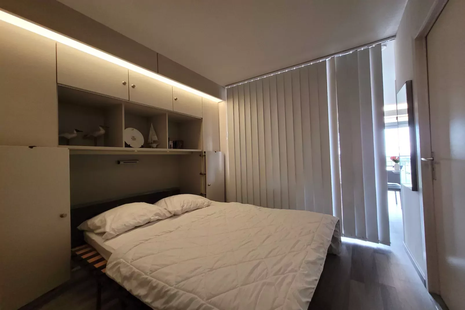EMBASSY 0203-Slaapkamer