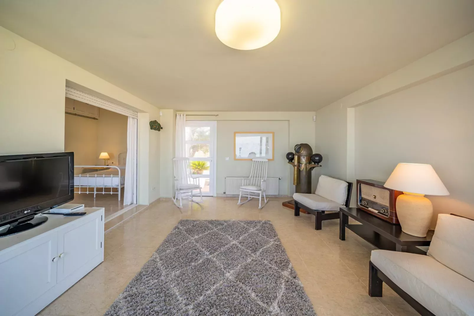 Mireia-Woonkamer