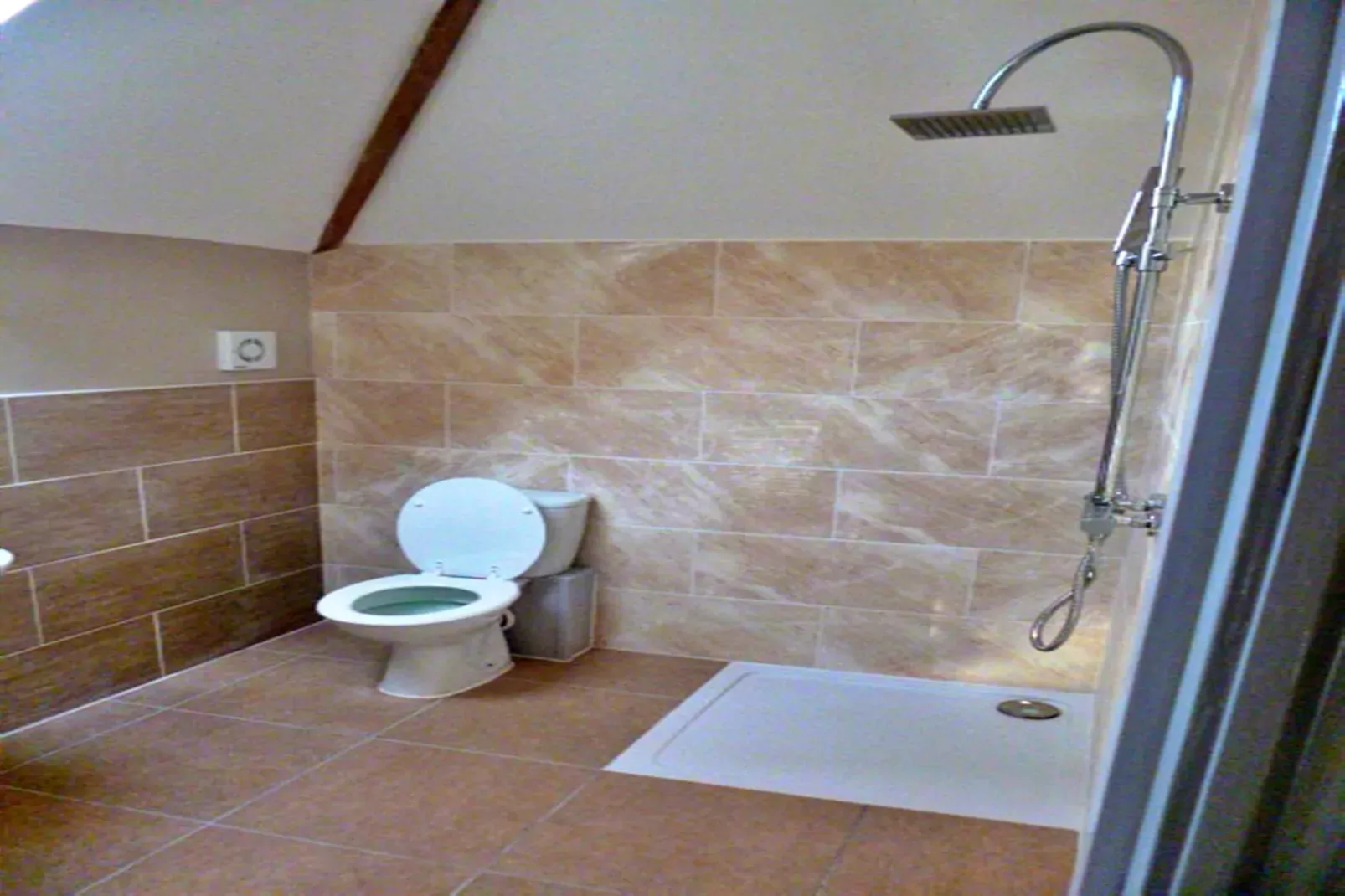 No.1 Meynell Mews-Badkamer