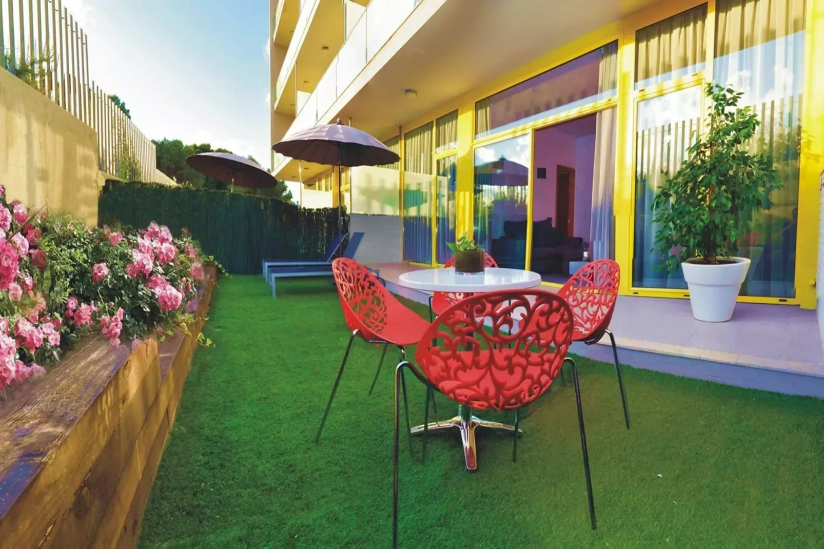 APOLO SUITES RENTALMAR 2/4-Terrasbalkon