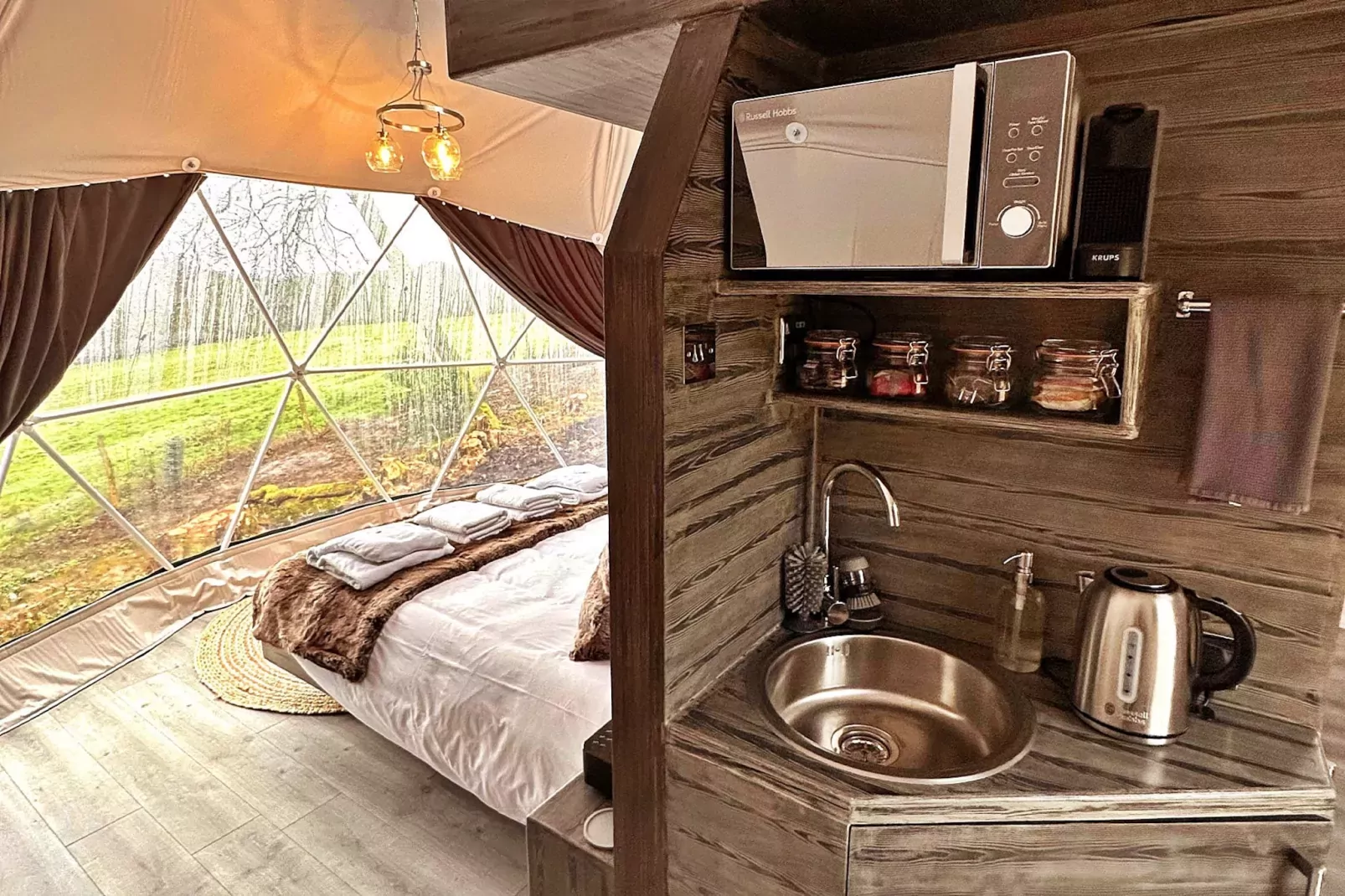 Ashdown Luxury Dome