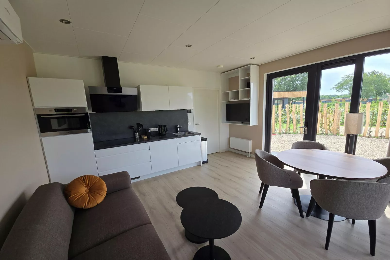 Vakantievilla Amalia 2 met sauna en hottub-Niet-getagd