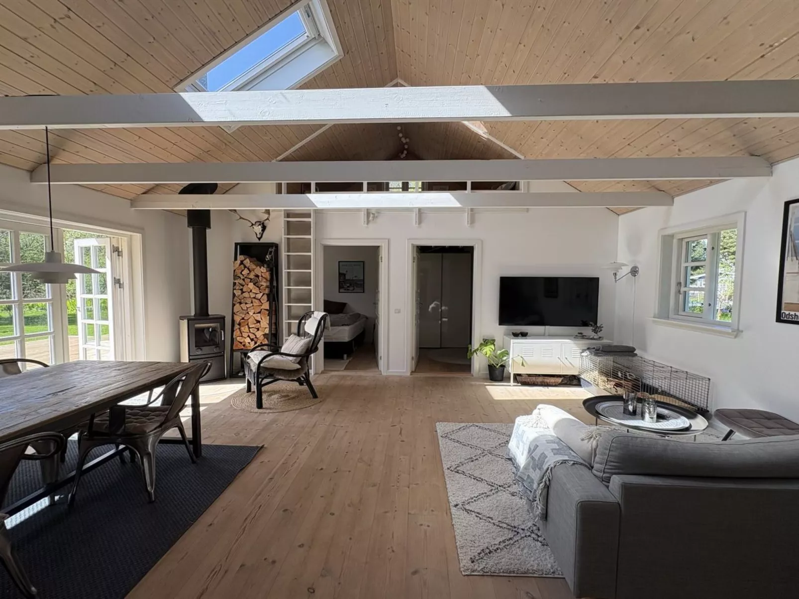 "Veljan" - 1.2km from the sea-Binnen