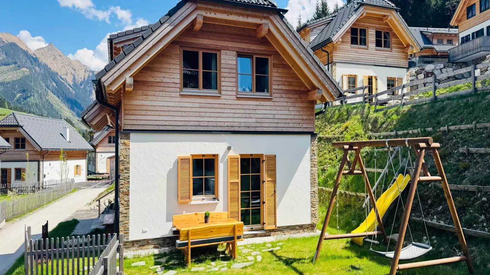 Alpenjoy Lodge-Tuinen zomer
