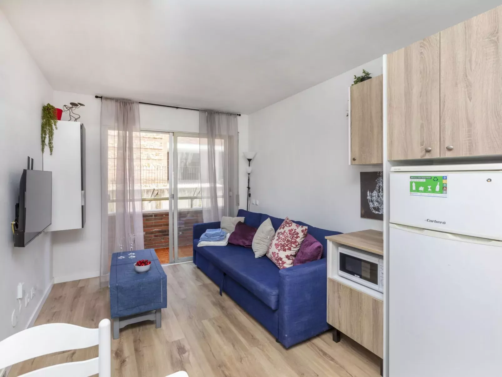 Cosy Lloret-Binnen