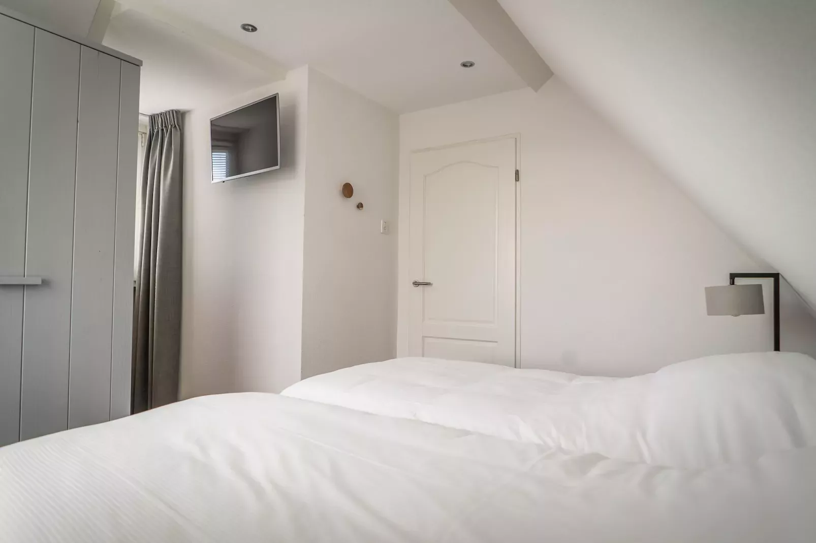 Bungalow Roggesloot A-8a-Slaapkamer
