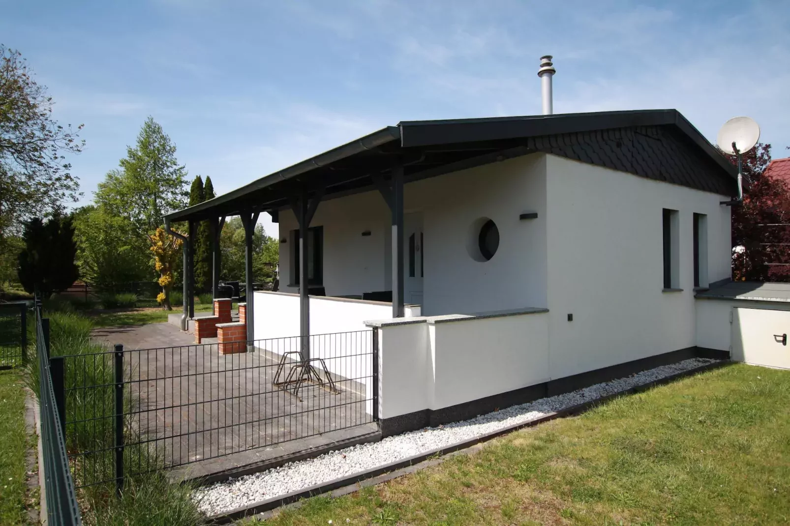 Ferienhaus mit Wasserblick 2 Pers-Buitenkant zomer